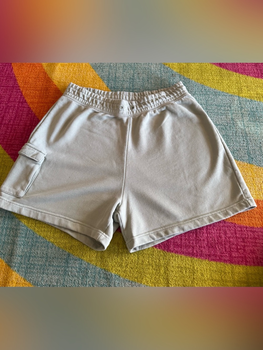 Nike Women's Cargo Sweatshorts — Light Gray